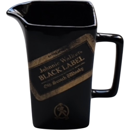 Johnnie walker black label - johnnie,