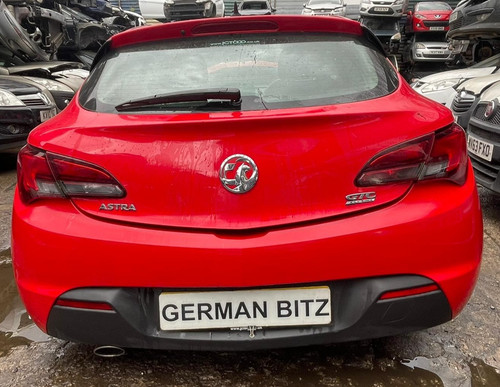 Vauxhall astra gtc door - j,