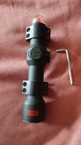 Single point red - red, star