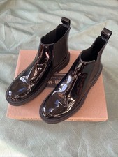 Clark’s Black Patent Leather Chelsea Boots Size 3