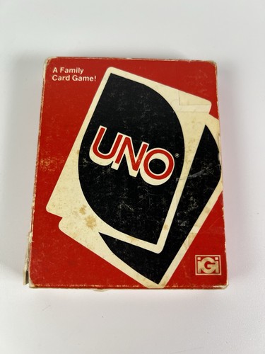 Vintage 1973 uno card game - card,