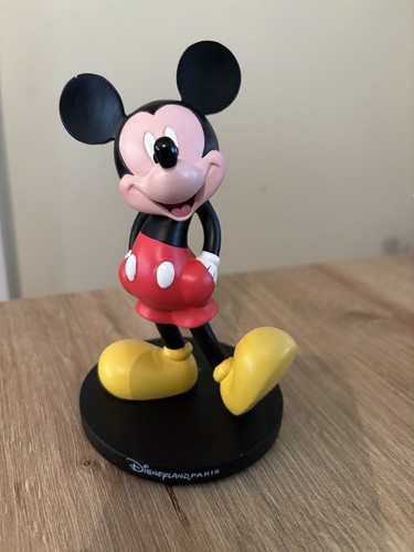 Disneyland paris mickey mouse - mickey,