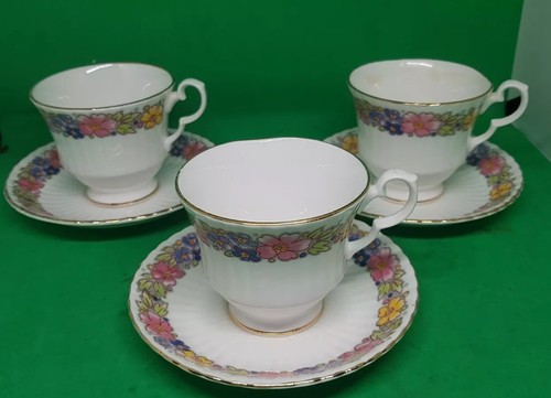 Dorchester floral pattern - x,