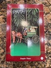 MIB Heirloom Carlton Cards Simpler Times Horse and Carriage Christmas Ornament
