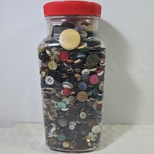 Vintage Retro Buttons 2.5kg