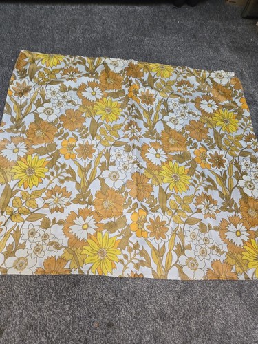 True vintage 1970s floral - true,
