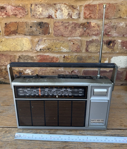 1976 vintage grundig - grundig, party