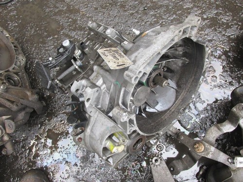 Ford mondeo diesel 5 speed - 1.8,
