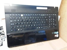 Sony Vaio VPC-EE M980 012-300A-3191-A  Black Palmrest +UK Keyboard  148793711