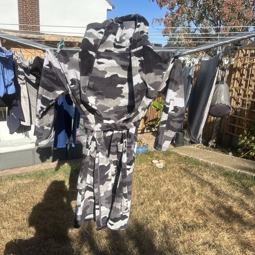 Grey camouflage dressing - m&s,