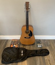 Tanglewood TW28SN Dreadnought Acoustic Guitar + Case, Auto Tuner, Pick, Manuel