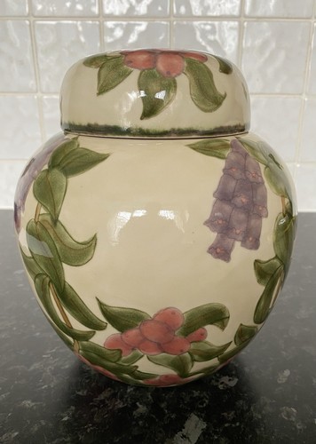 Cobridge art pottery - art,