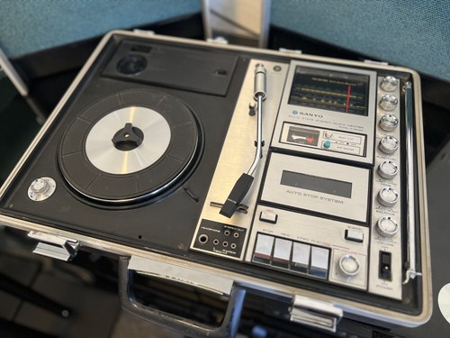 Vintage 1970s sanyo 2615n - vintage,