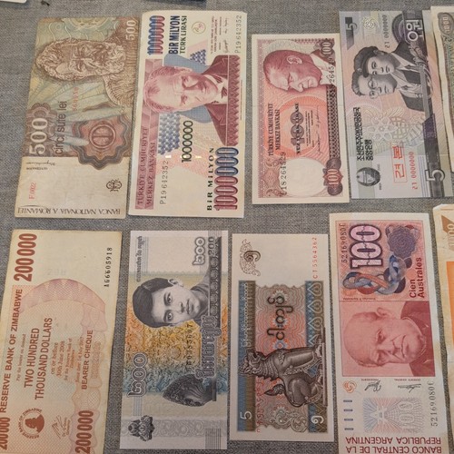 Mixed world banknotes - mixed,