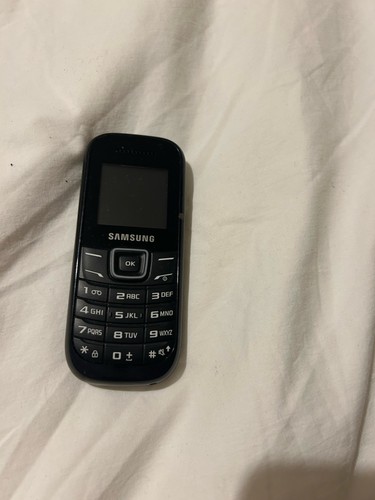 Two samsung e1120 - x,