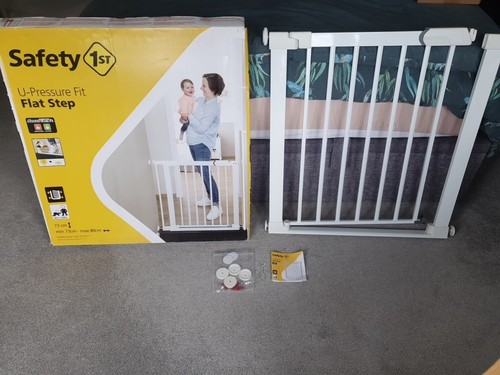 Safety 1st pressure fit flat - safety,