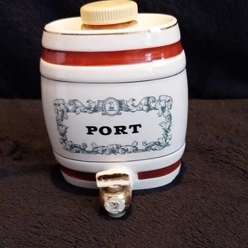 Wade ceramic whisky decanter - wade,
