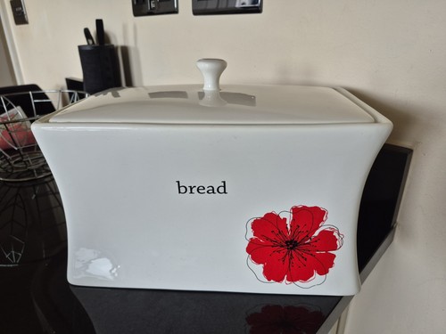 Poppy bread crock - poppy, lid