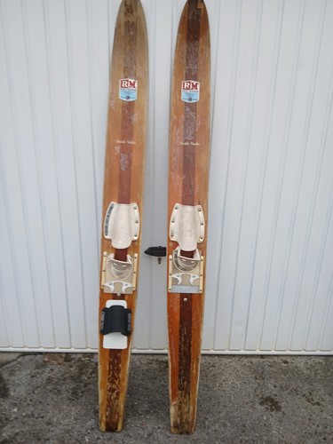 Water skis wooden vintage - wooden,