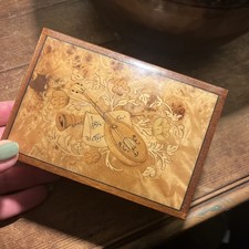 Sorrento Ware Musical