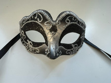 Black & Siilver Masquerade