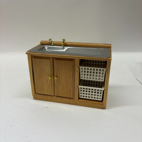 12th scale dolls - 1:12th, house