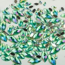 Large iridescent rhinestone - large,