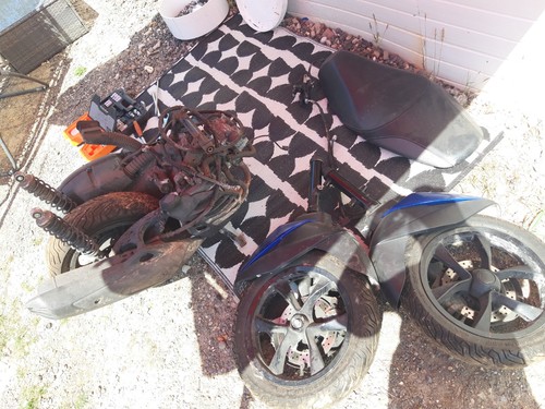 Tricity 125cc engine - and, front