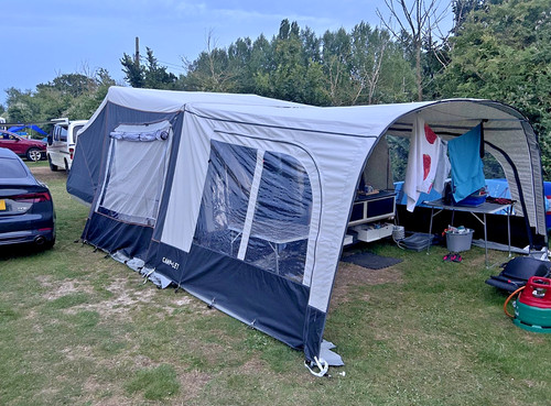 Isabella camp let - -, living