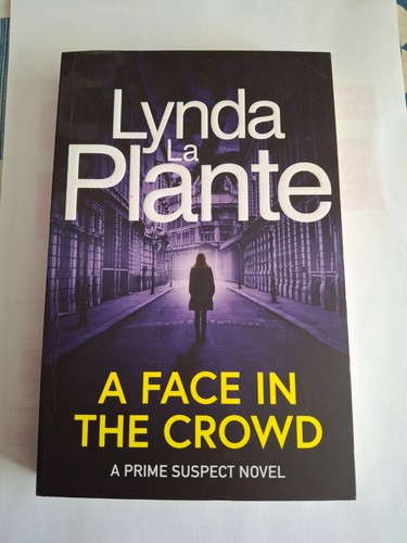 Lynda plante face in the - a,