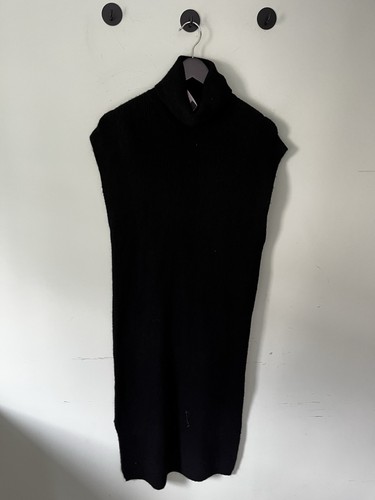 Black roll neck jumper - roll,