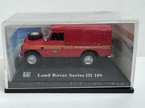 Cararama scale land rover - land,