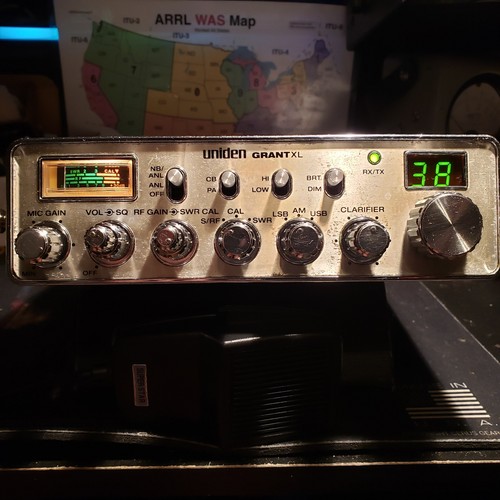 Uniden grant 40 channel - ,