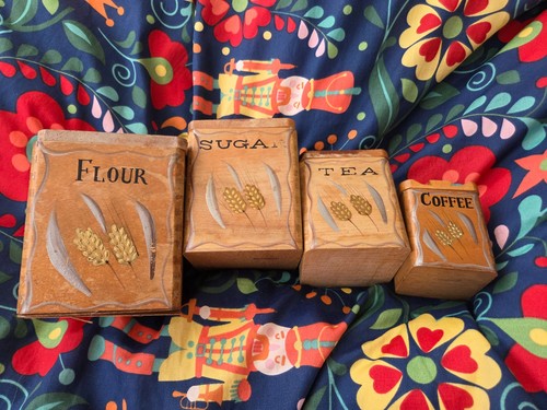 Vintage primitive wood - primitive,