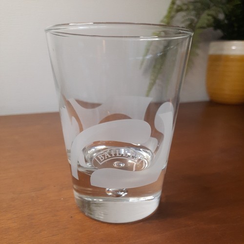 Baileys liqueur glass - 1,
