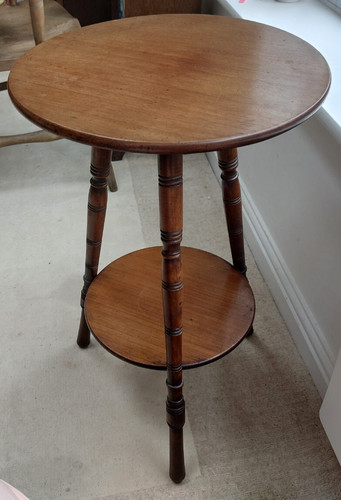 Round antique tier - 2,