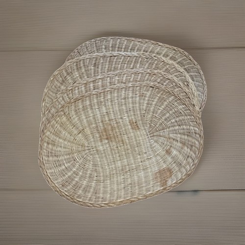 Vintage woven place - vintage, table