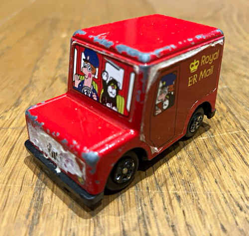 Postman pat and jess - postman,