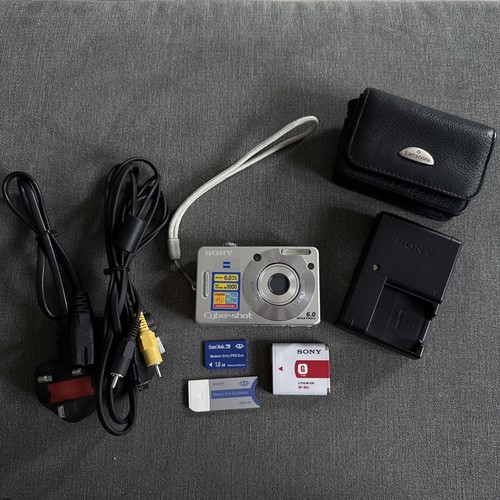 Sony cyber shot dsc - cyber-shot, silver