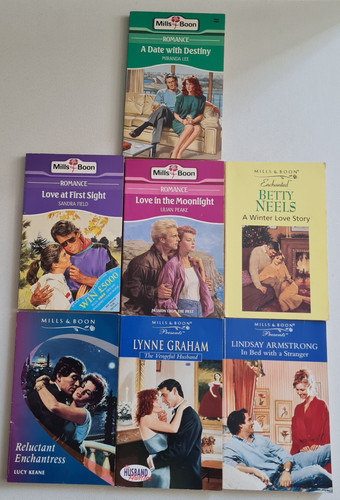 Mills boon vintage romance - mills,
