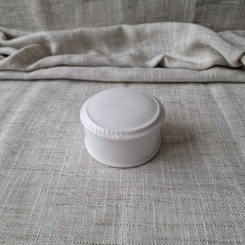 Small white trinket pot - a,