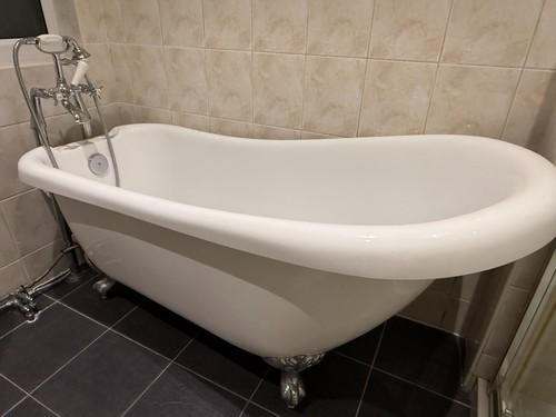 Roll top freestanding bathtub - roll,