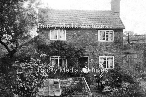 Yha unknown house baslow - yha-74,
