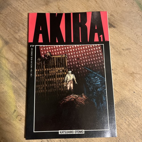 Akira comic book series epic - akira,