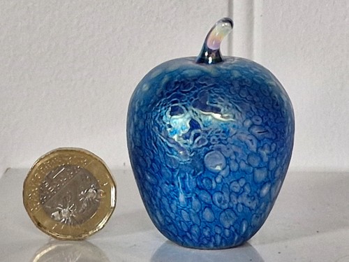Small irridescent apple - irridescent,