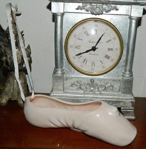 Vintage pointe ballerina - vintage,