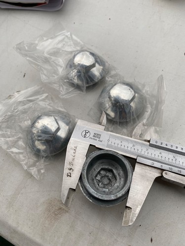 Triumph silver aluminium - 4x,