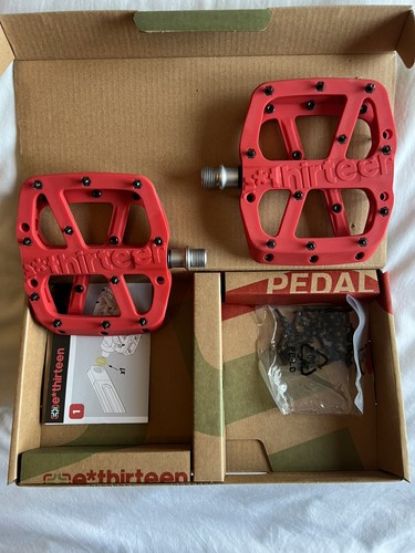 Thirteen base flat pedals - e-thirteen,