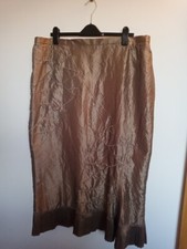 Ladies Gold Skirt Size 24