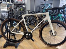 Merida Scultura 8000 - Large 2025 - ex-demo/display bike - Full Warranty